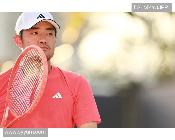 足球球星养伤期间低调恢复 身体与心态双重调整迎接复出挑战